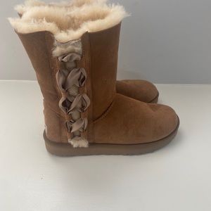 Ugg boots Tan UGG Women's Pala Winter Boot